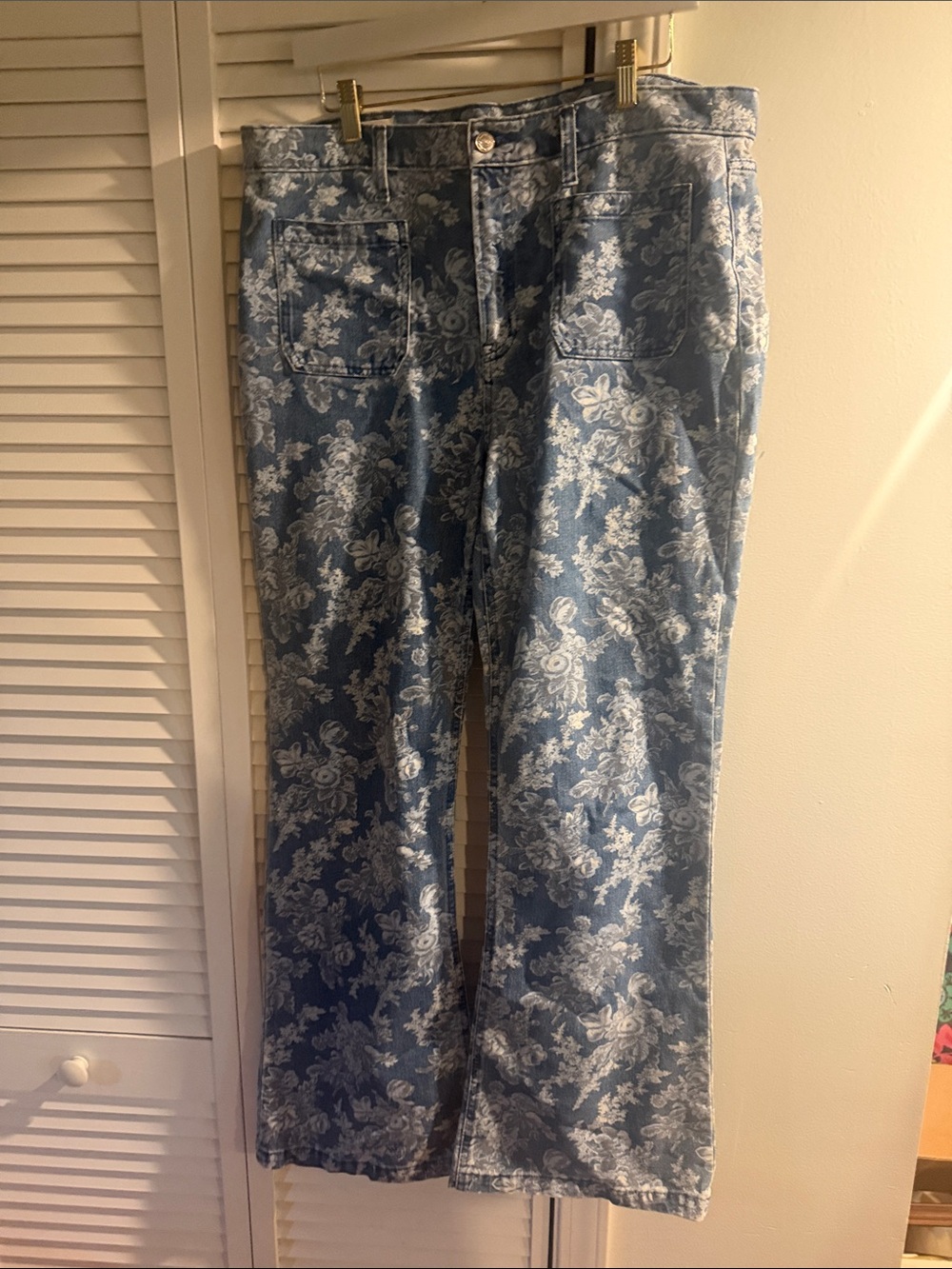 Loveshackfancy for Gap Blue Floral Print Women’s Flare Jeans Size 16 - Picture 3 of 5